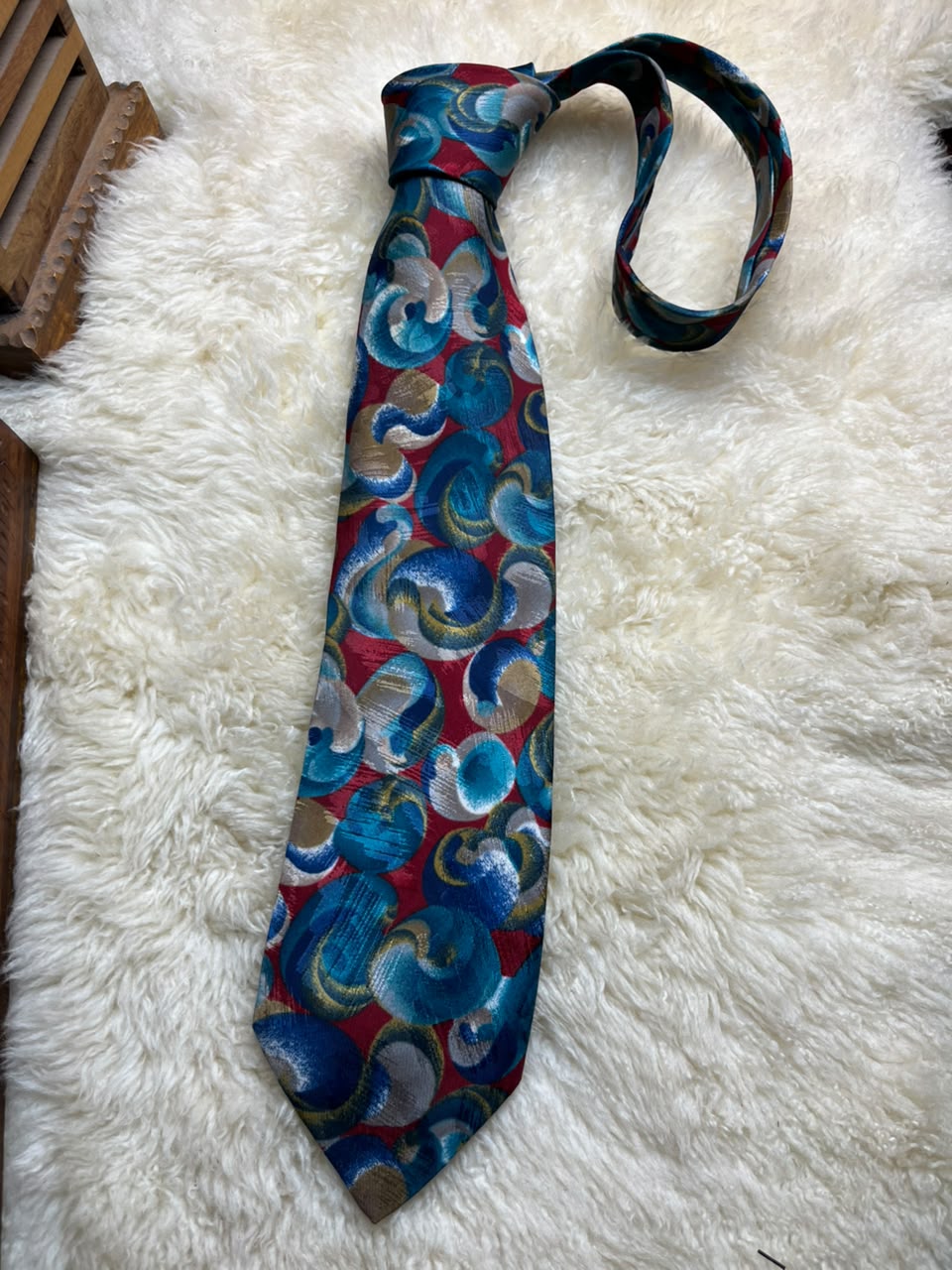 Havana Tie Rack Made in England - Red Teal Abstract Swirl Tie