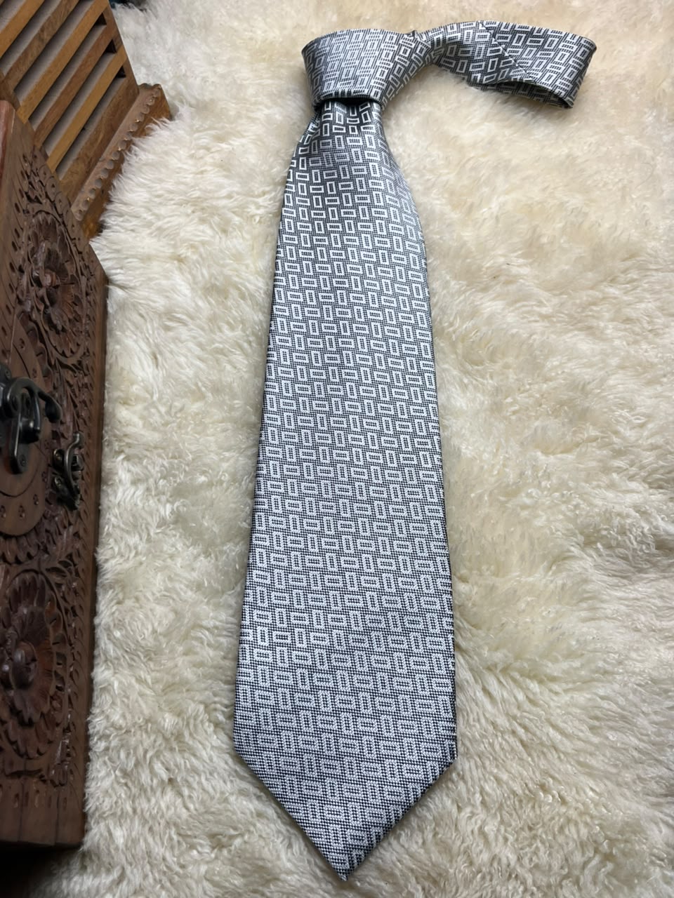 Basis Mender Pure Silk Made in France - Silver Grey Geometric Tie
