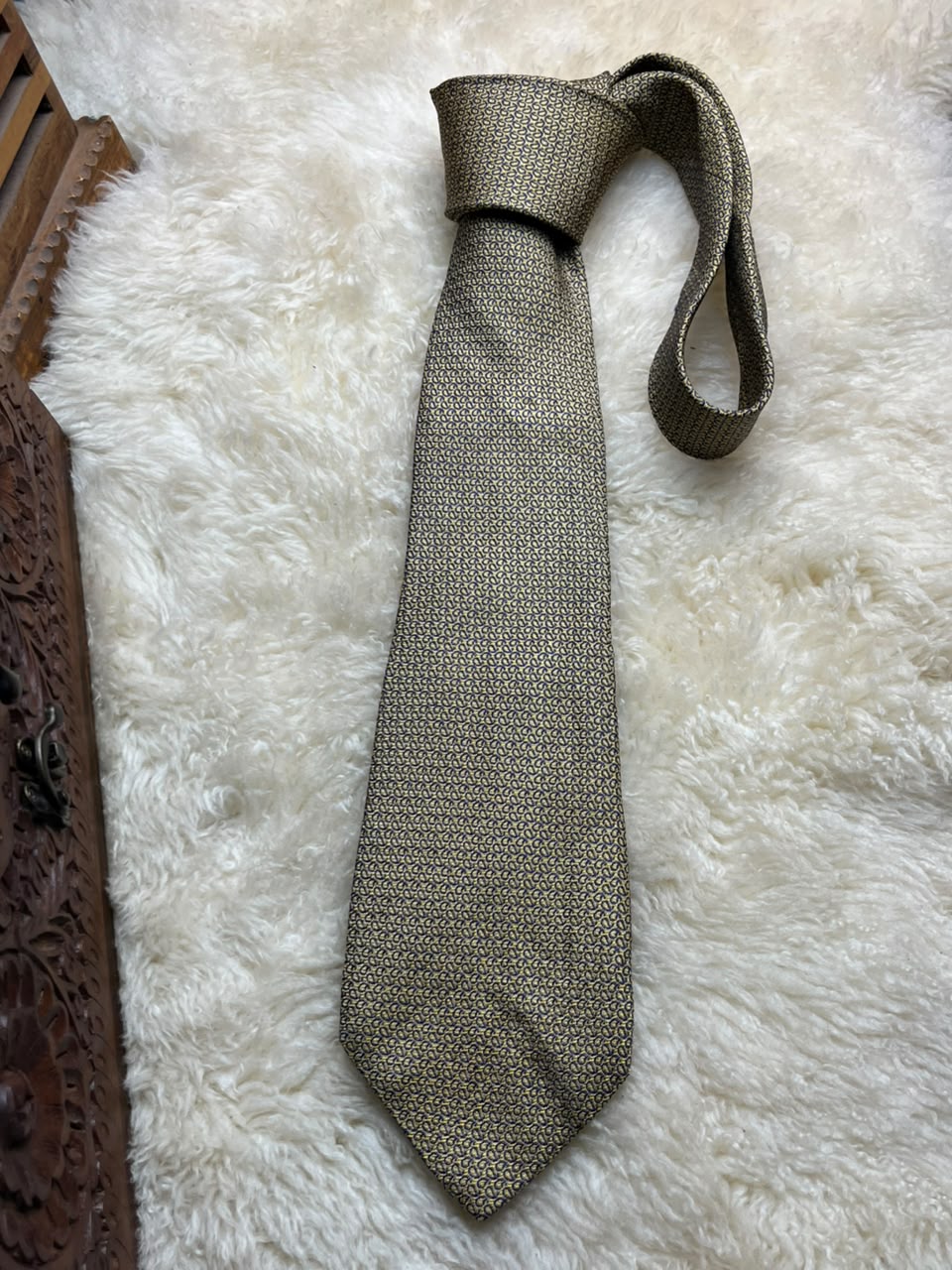 Charles Tyrwhitt Jermyn Street London - Gold Yellow Navy Micro Paisley Silk tie