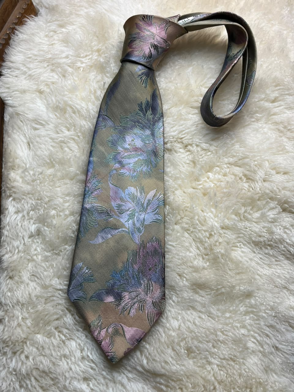 New World Made in UK - Muted Sage Gold Floral Tapestry Tie