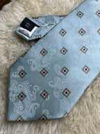 Roberto Silk Hand Made - Ice Blue Purple Paisley Diamond Tie