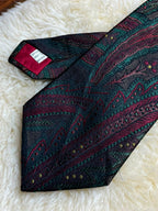 River Island Made in Britain - Green Burgundy Silk Paisley tie