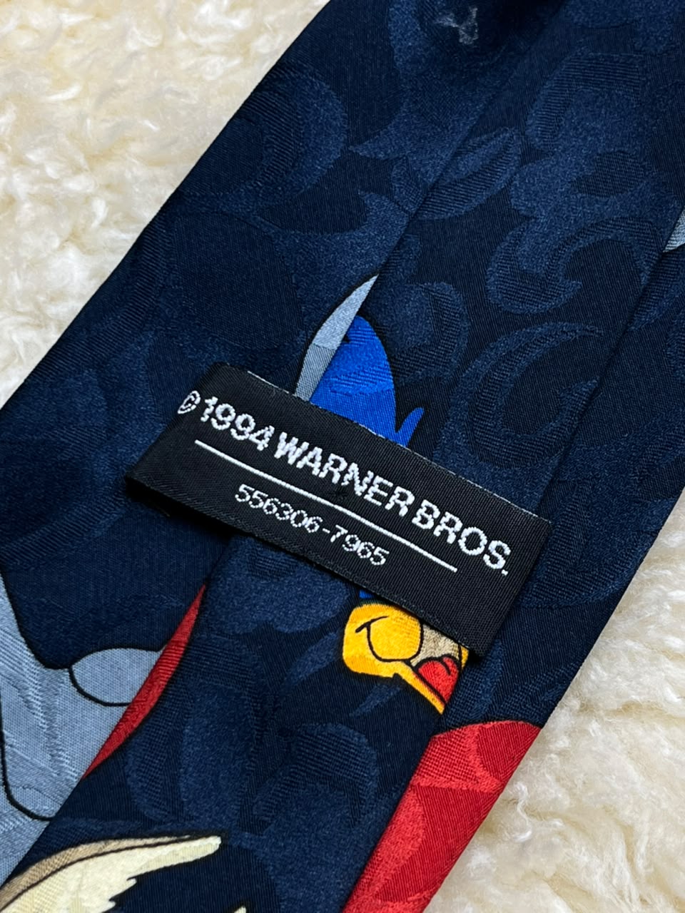 Vintage 1994 Warner Bros Looney Tunes - Wile E Coyote Road Runner tie