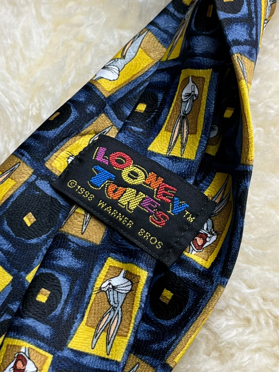 Vintage 1998 Looney Tunes Bugs Bunny - Blue Yellow Cartoon Grid Tie