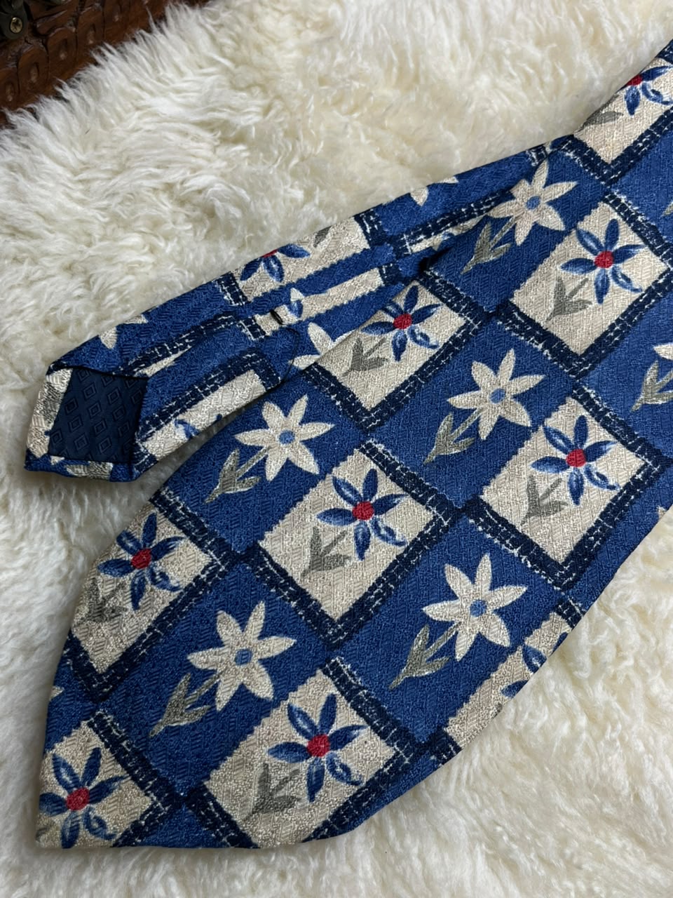 Profuomo Limited Edition Silk Mens Blue Floral Geometric Grid Patterned Tie