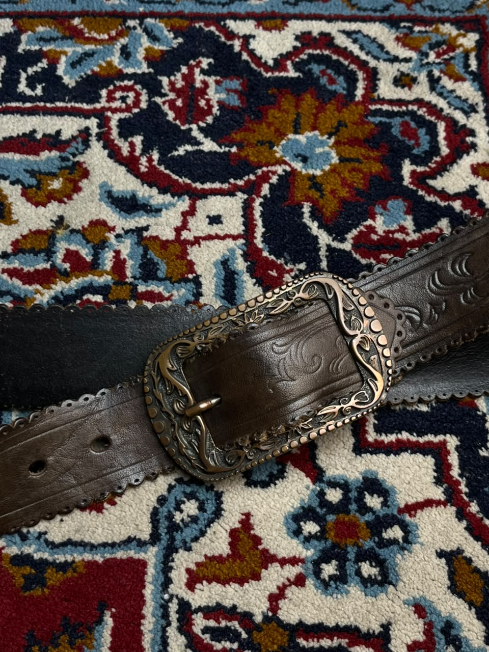 Express Wide Leather Belt Brown Floral Embossed Scalloped Bronze Buckle