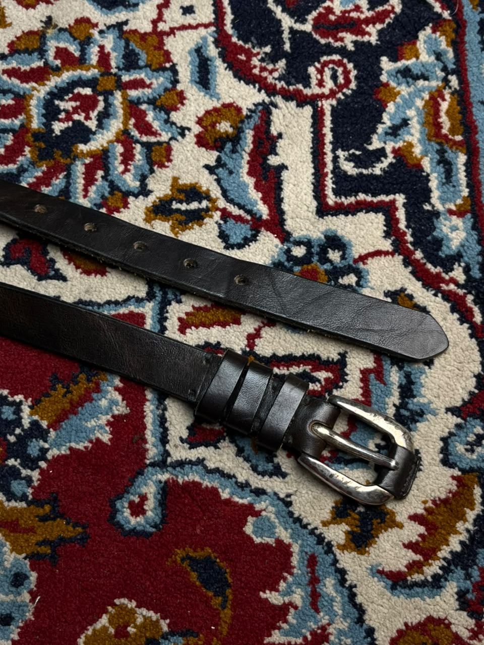 The Limited Leather Belt Made in Italy Black Silver Oval Buckle