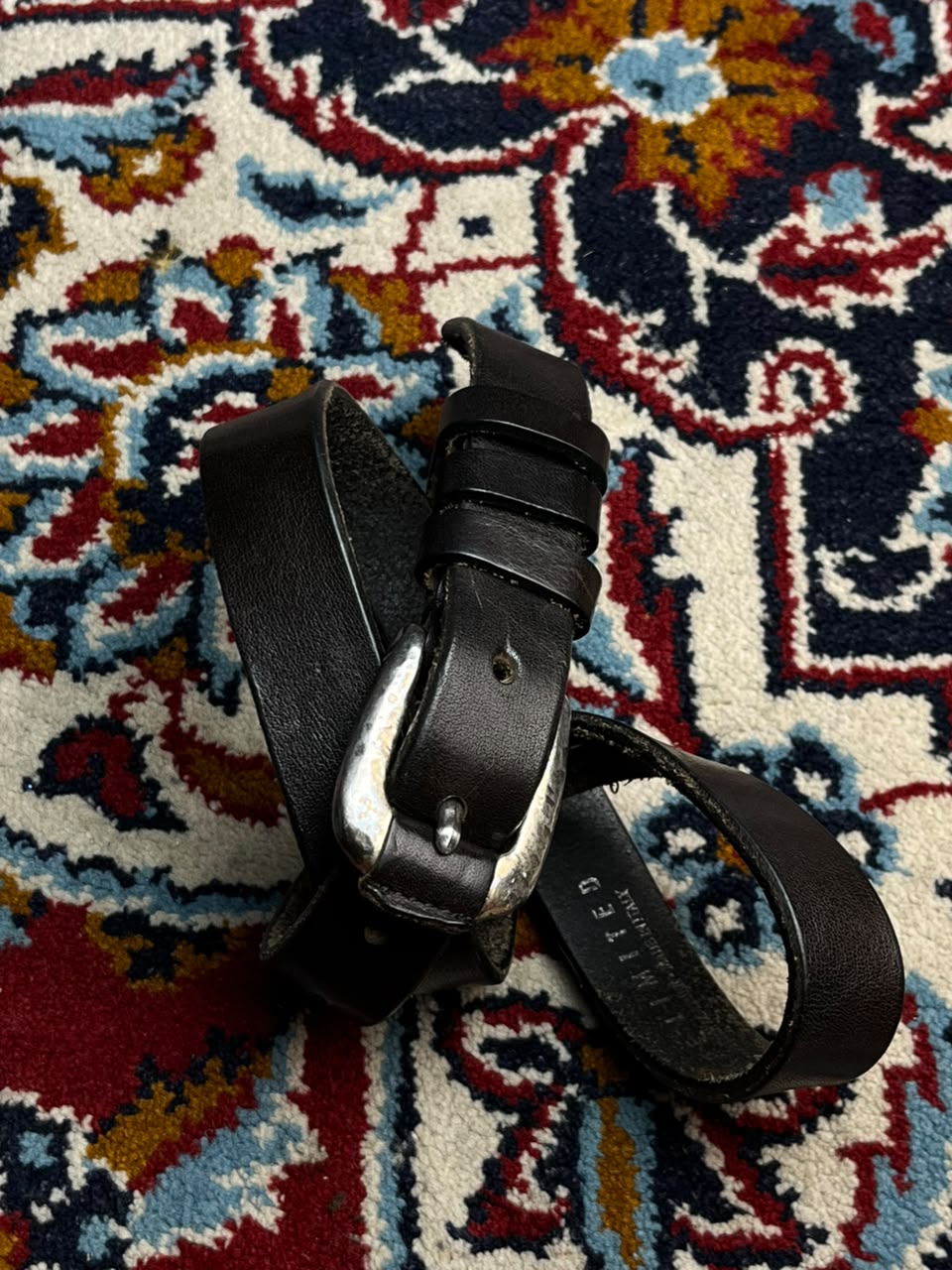 The Limited Leather Belt Made in Italy Black Silver Oval Buckle