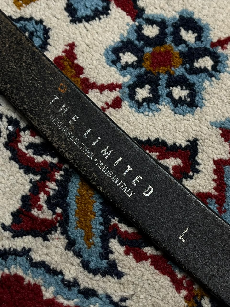 The Limited Leather Belt Made in Italy Black Silver Oval Buckle
