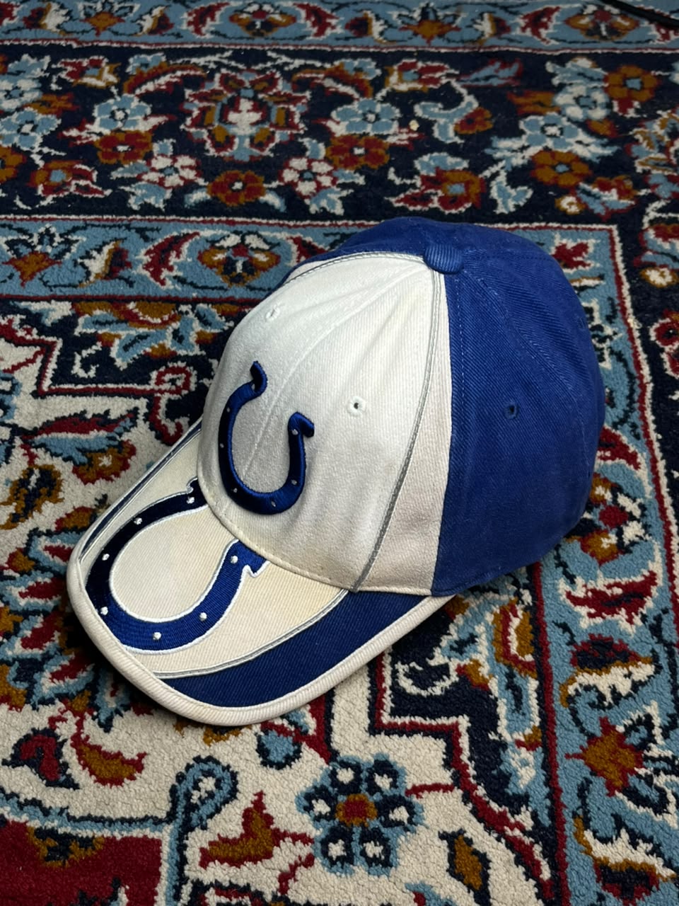 NFL Indianapolis Colts Mens White Blue Horseshoe Embroidered Cap