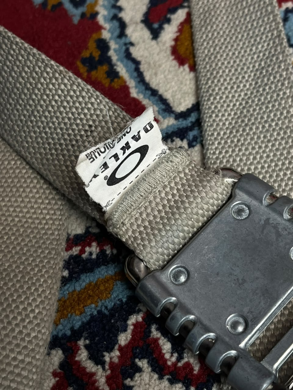 Oakley Vintage Metal Buckle Canvas Webbing Belt Grey Beige