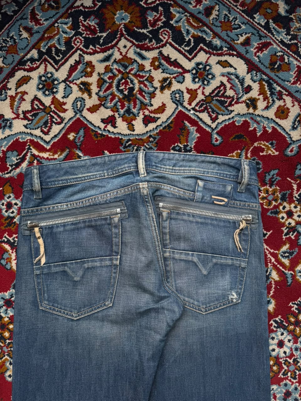 Vintage Diesel Italian Made Zipper Pocket Relaxed Fit Jeans - 32