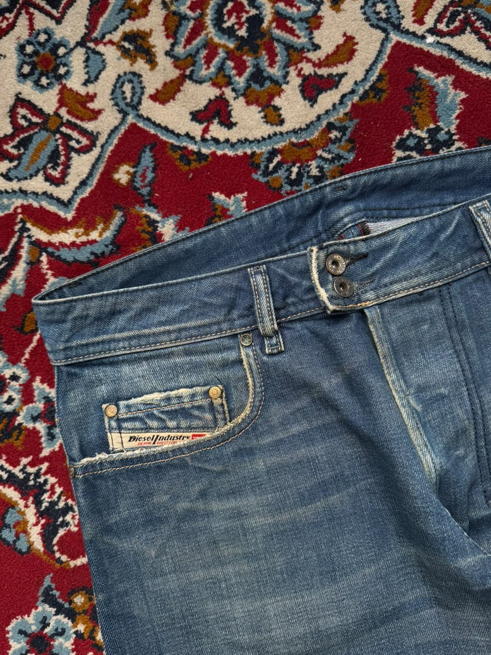 Vintage Diesel Italian Made Zipper Pocket Relaxed Fit Jeans - 32
