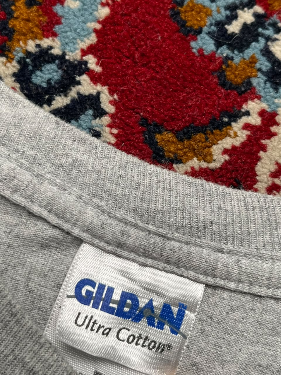 Vintage Gildan Grey Printed Long Sleeve Shirt - L