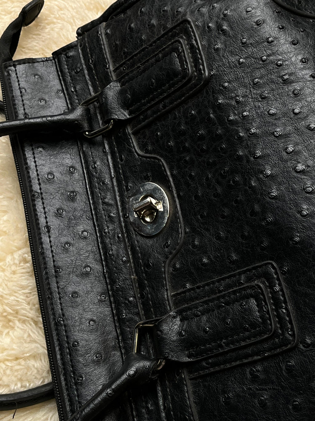 Black Ostrich Embossed Satchel Shoulder Bag Turnlock Hardware Purse Handbag