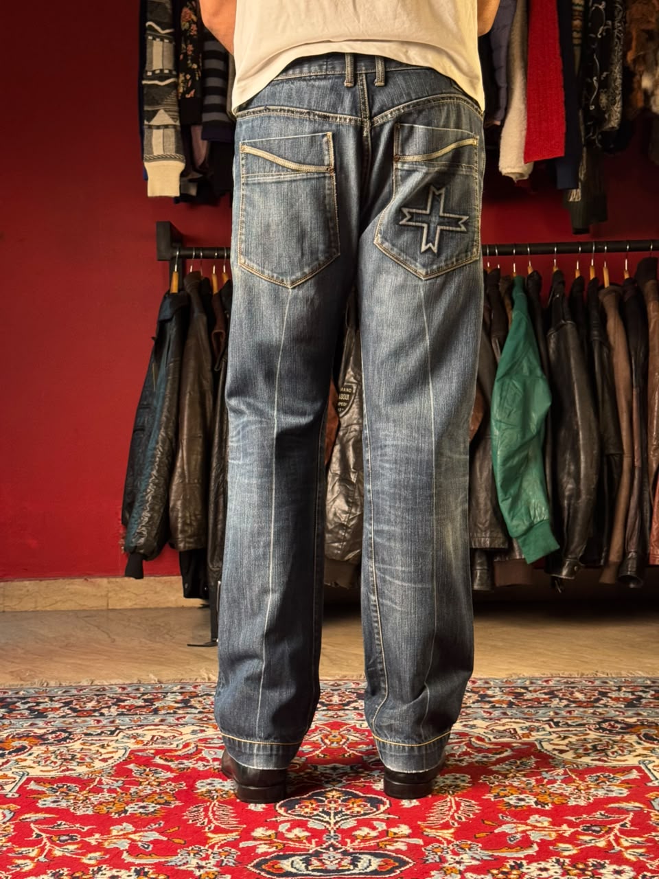 Vintage Zuelements Blue WashED Distressed Straight FIT JEANS - 34