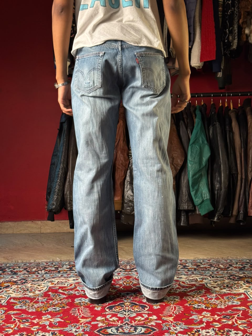 VINTAGE Levi’s 501 Original Fit Light Washed Blue Straight Fit Jeans - 32