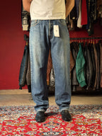 Levi's 501 Straight Fit Medium Washed Blue Jeans - 34