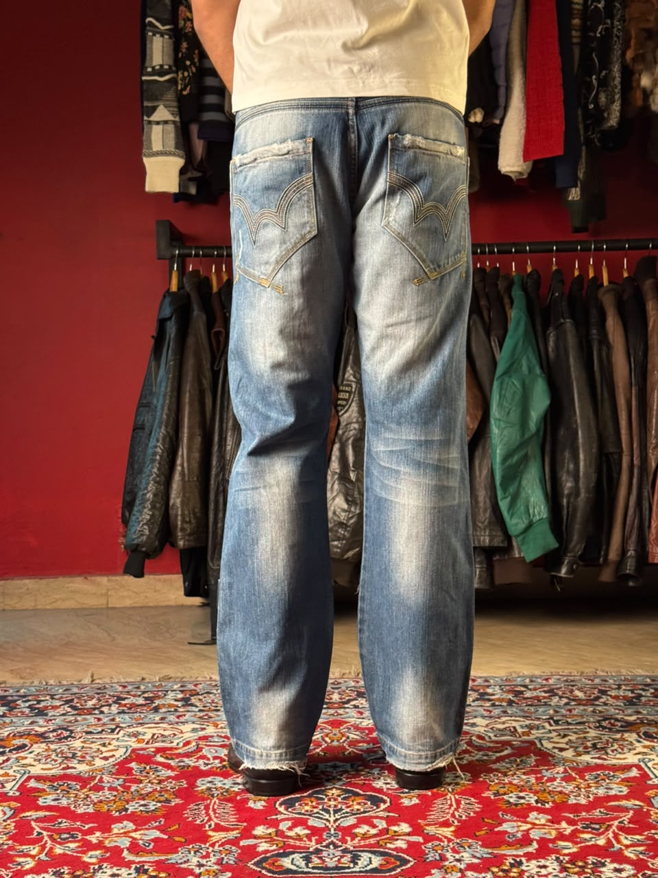 Cipo & Baxx Light WashED Distressed Straight FIT JEANS - 34