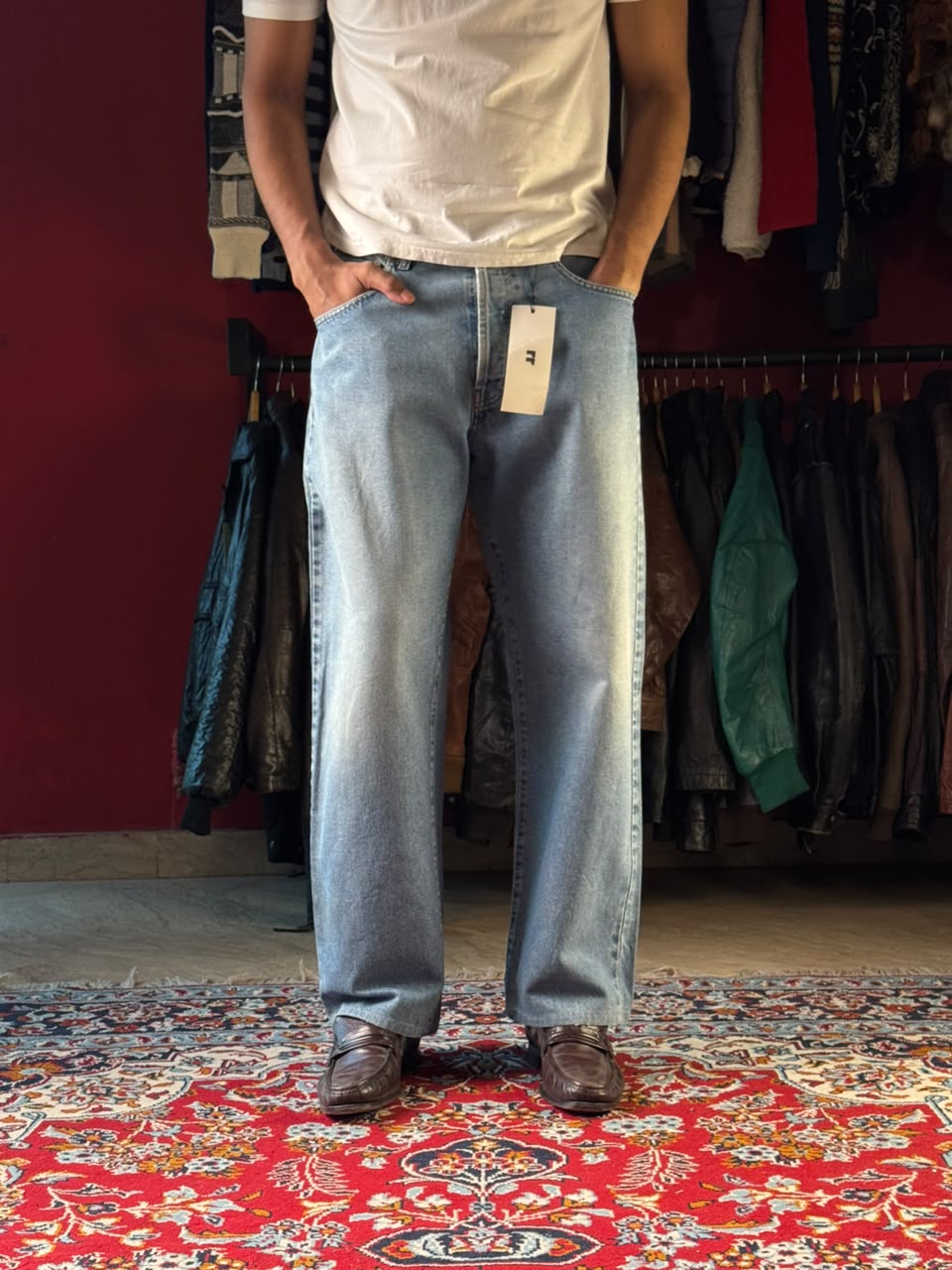 Vintage Diesel Relaxed FIT Light WashED JEANS - 32