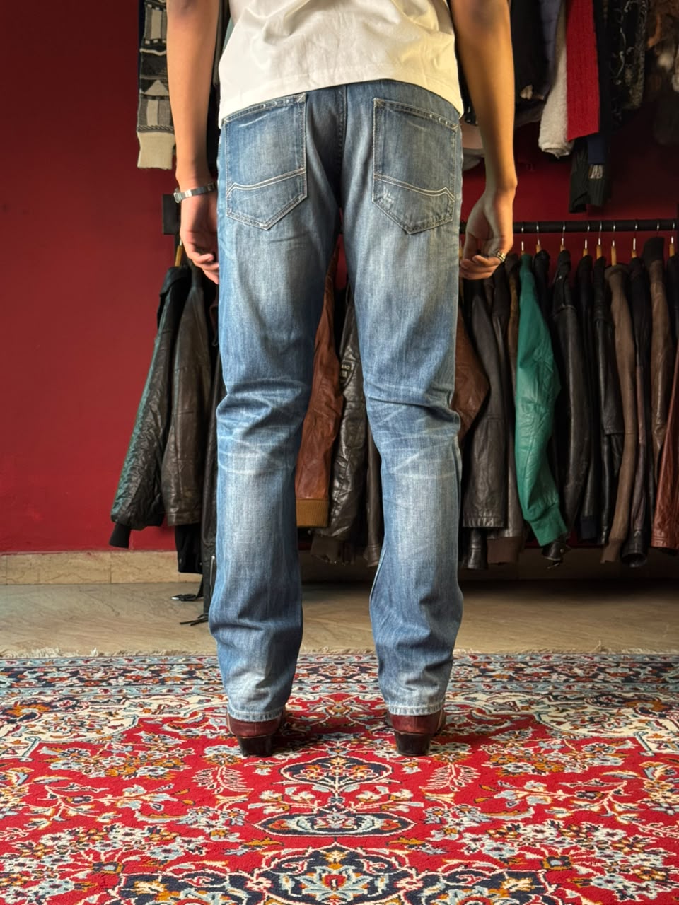 Vintage Crafted Goods Washed Distressed Straight FIT JEANS - 32