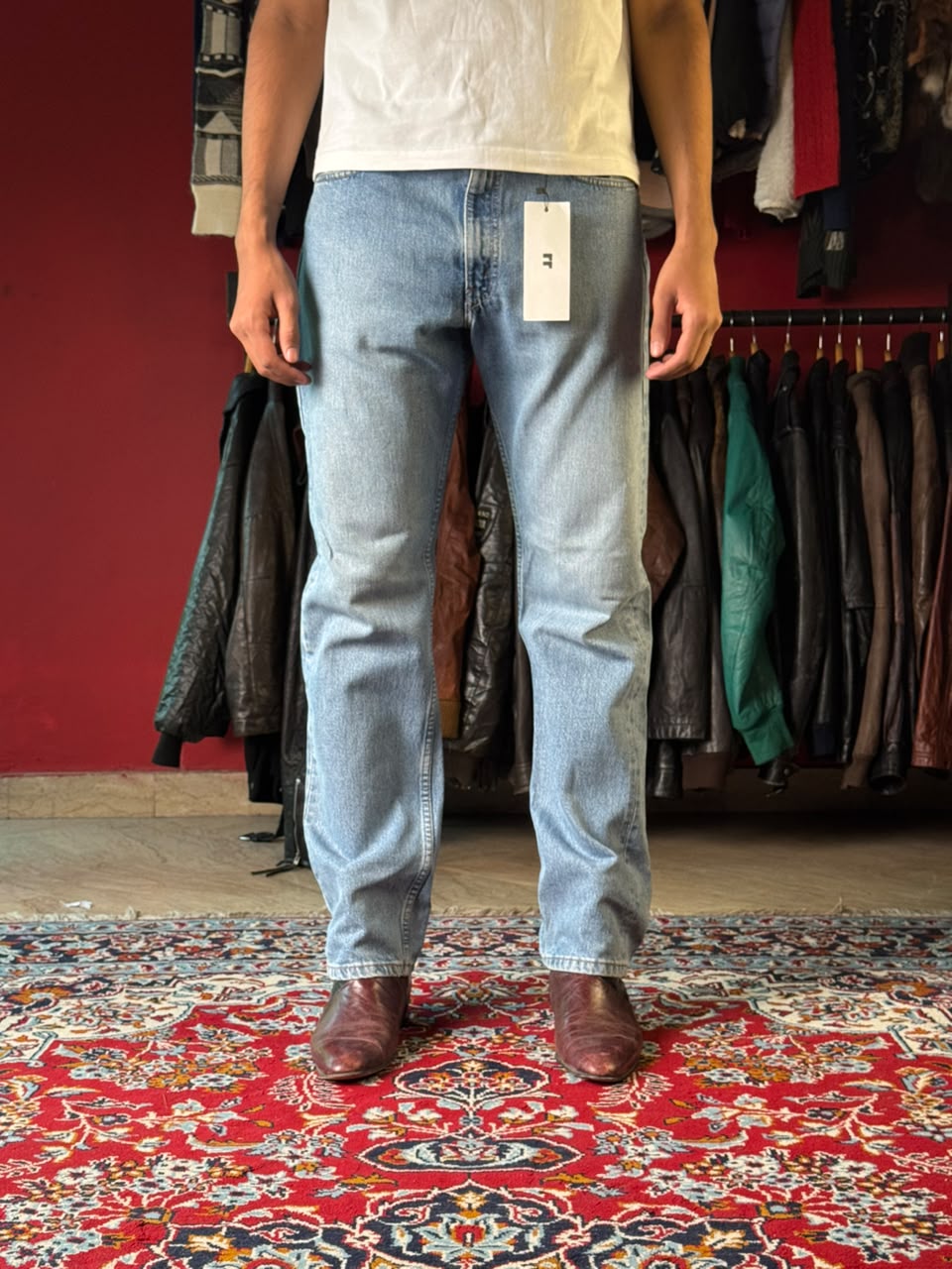 Levi's Light WashED Straight FIT Classic JEANS - 32