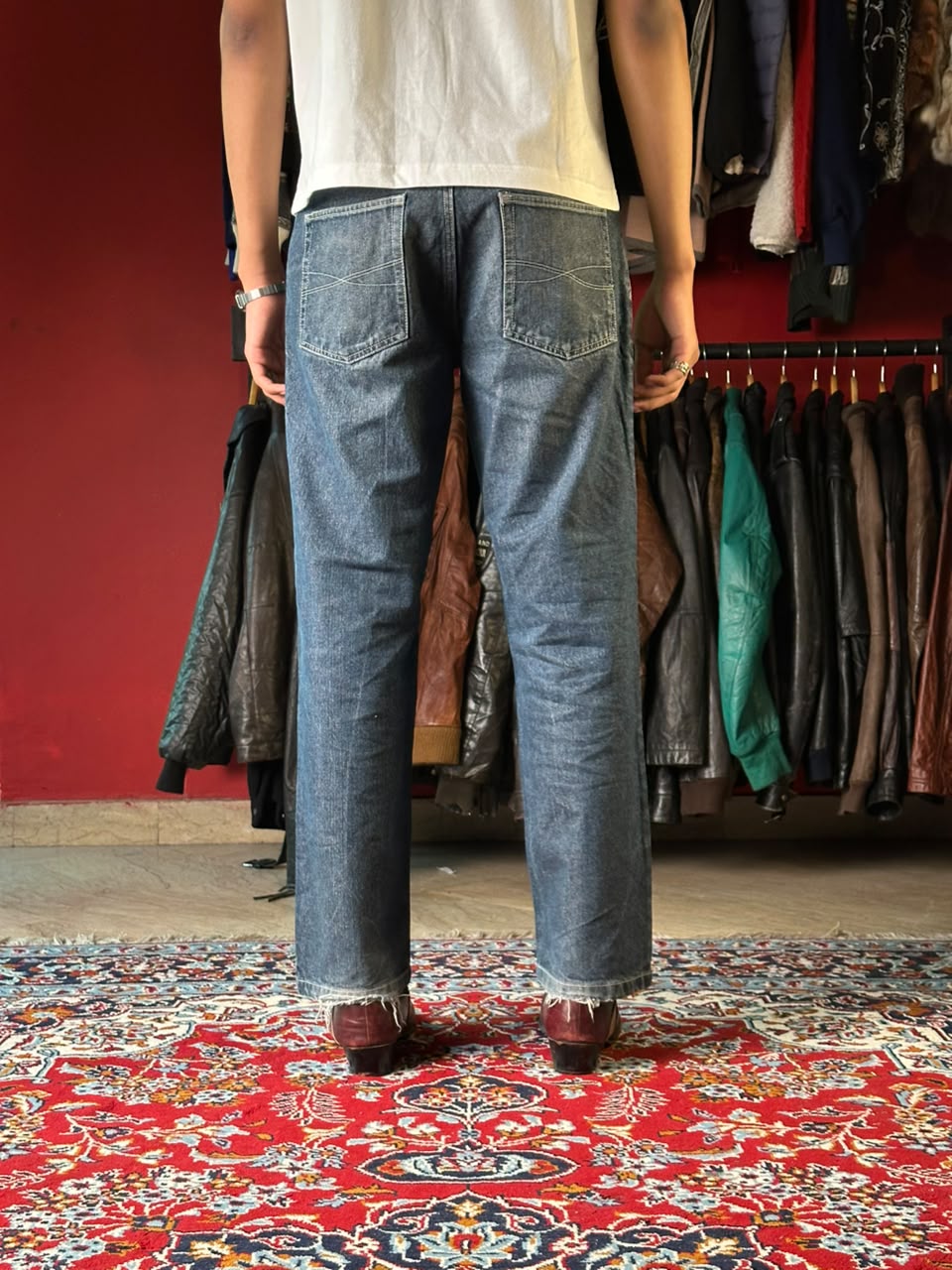Vintage O.N. Sid Relaxed Fit Dark Washed Jeans - 32
