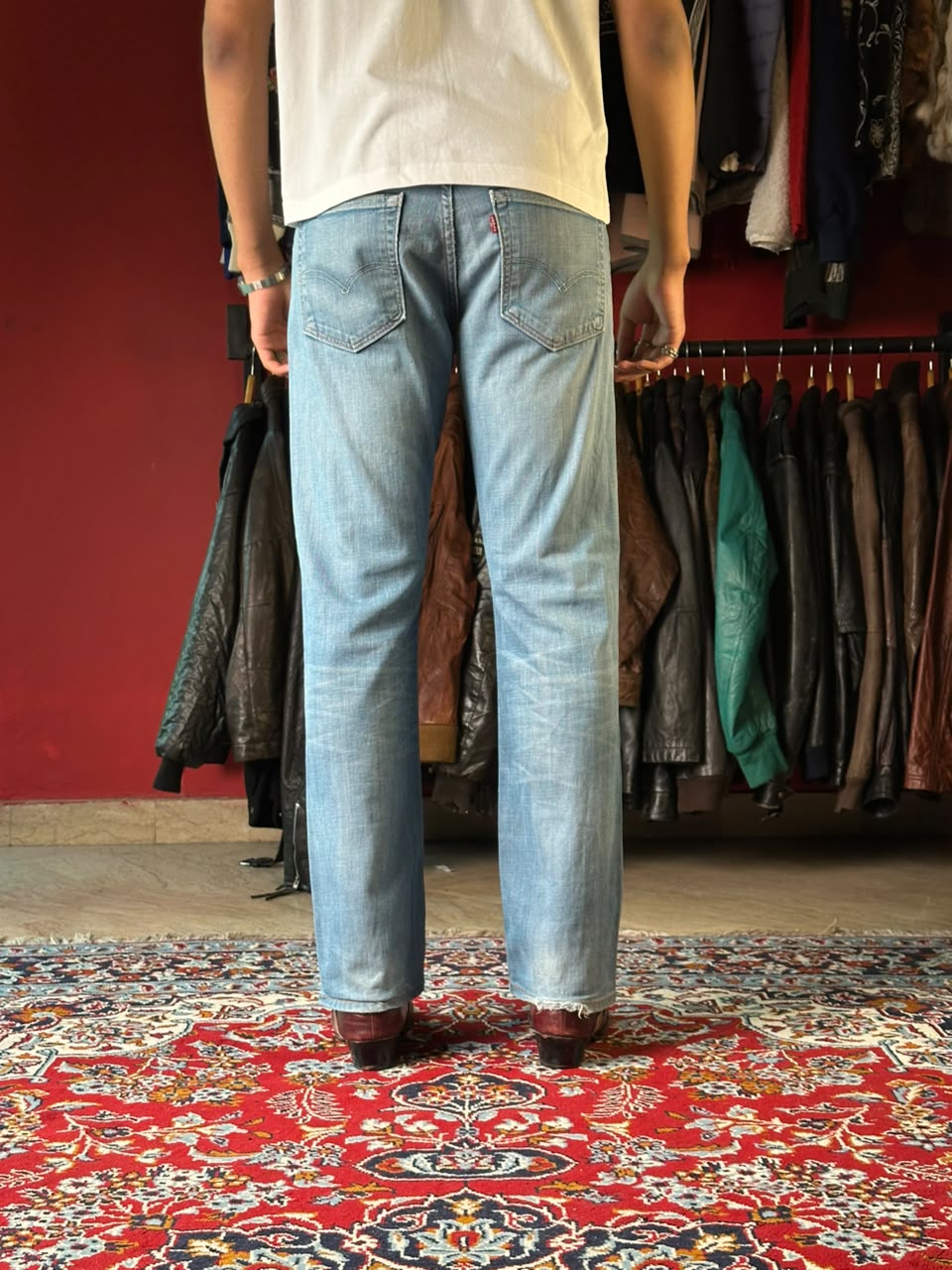 Levis 527 Faded Light WashED Bootcut JEANS - 32