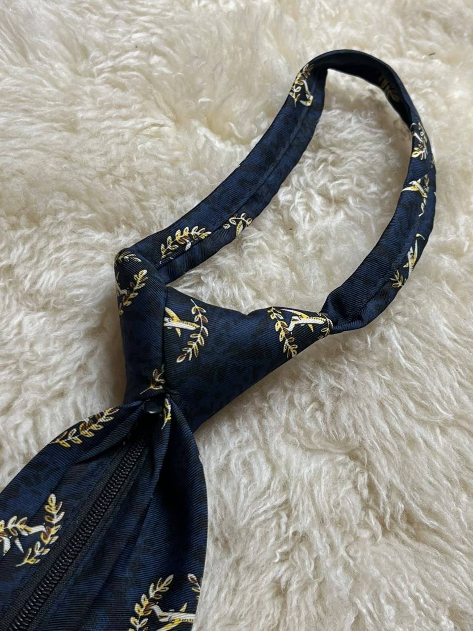 Murphy and Hartelius Zipper Tie Mens Navy Aviation Airplane Laurel Wreath Pilot