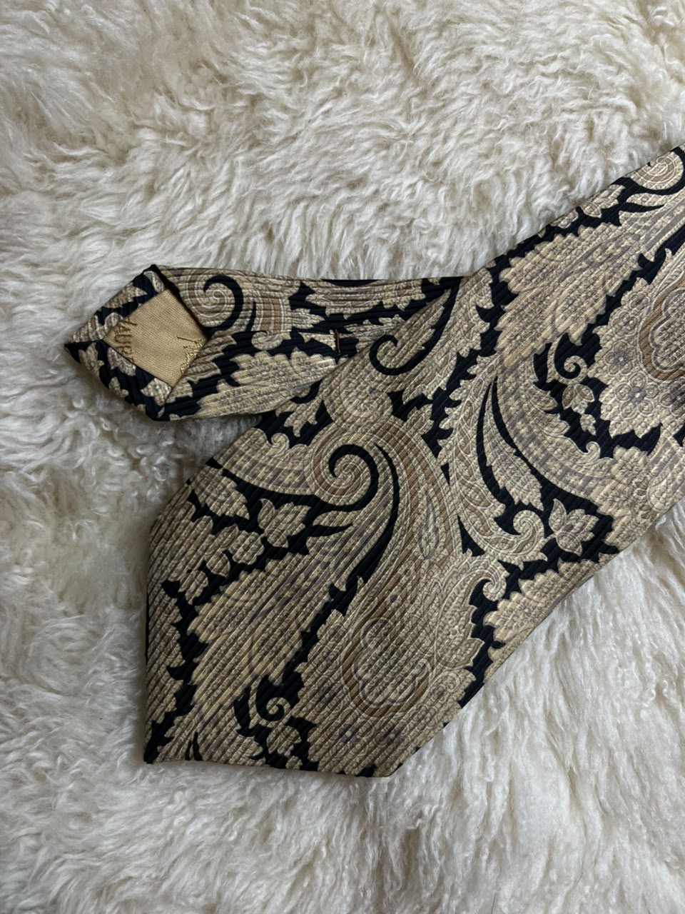 Yves Saint Laurent YSL Vintage Silk Tie Mens Metallic Gold Black Paisley Damask
