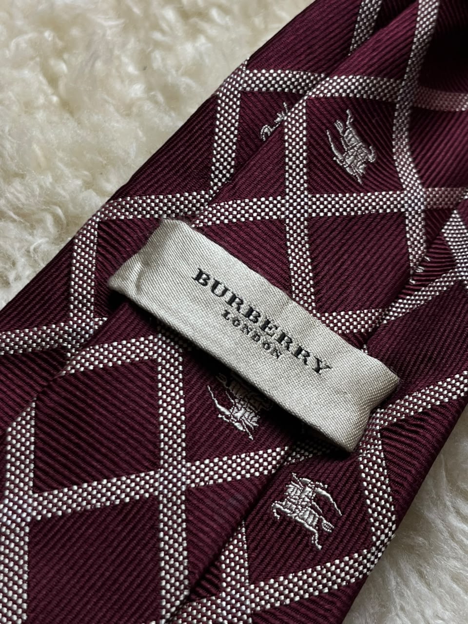 Burberry London 100% Silk Tie Mens Burgundy Silver Check Prorsum Knight Logo