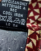 Gianfranco Ferre 100% Silk Tie Mens Burgundy Geometric Baroque Scroll Italy