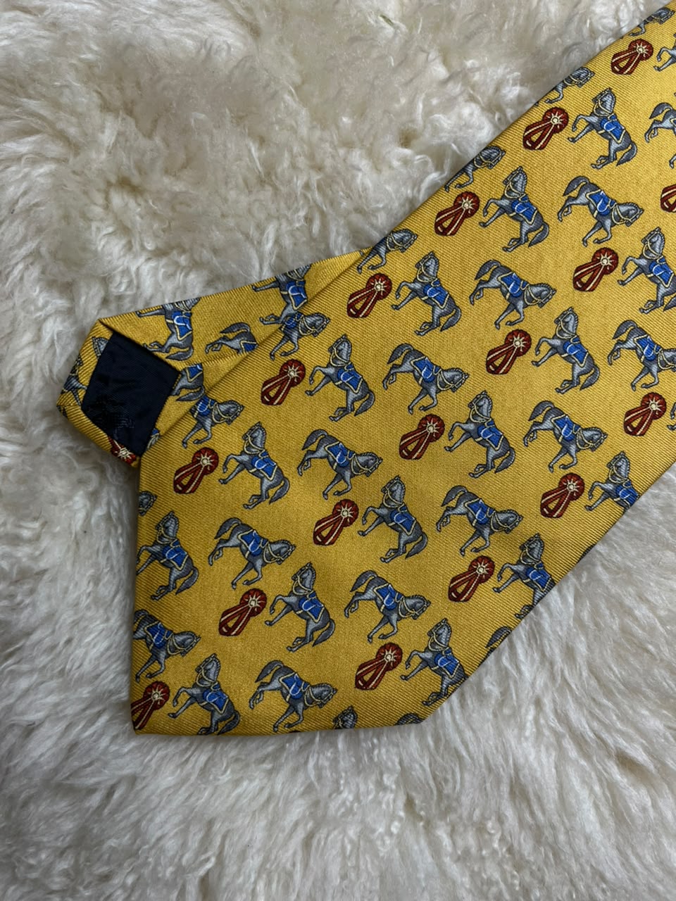 Brooks Brothers Makers Silk Tie Mens Yellow Equestrian Horses Award Ribbon USA
