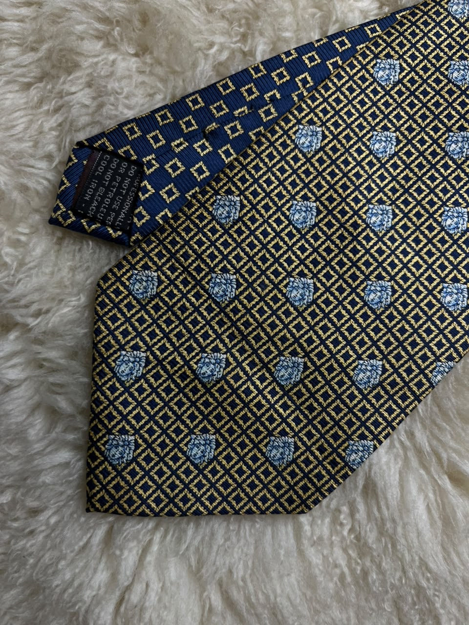 Gianni Versace 100% Silk Tie Mens Navy Gold Geometric Medusa Head Italy Baroque