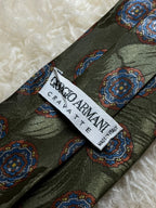 Giorgio Armani Cravatte 100% Silk Tie Mens Olive Green Medallion Foulard Italy