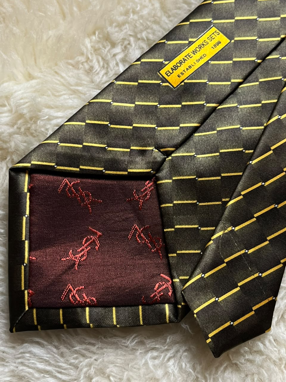 Yves Saint Laurent YSL Silk Tie Mens Dark Bronze Gold Dashed Stripe Oval Monogram