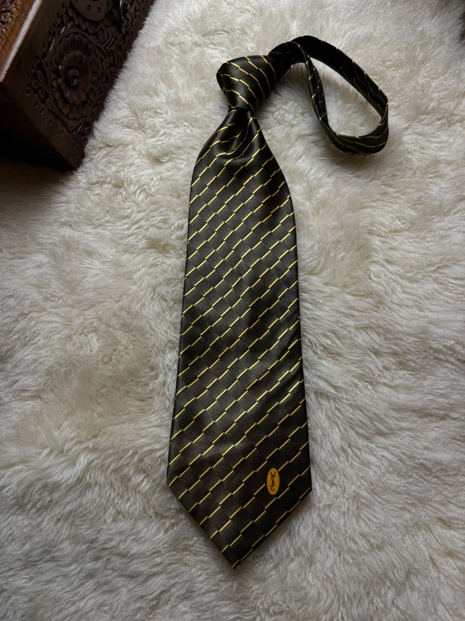 Yves Saint Laurent YSL Silk Tie Mens Dark Bronze Gold Dashed Stripe Oval Monogram