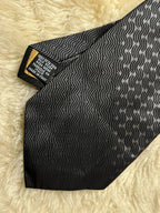 Yves Saint Laurent YSL Silk Tie Mens Black Grey Wavy Ribbon Geometric Italy