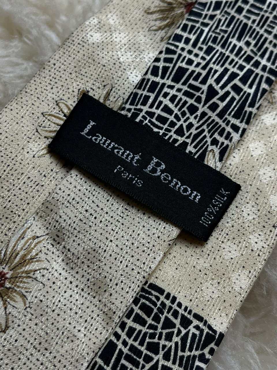 Laurant Benon Paris 100% Silk Tie Mens Beige Geometric Block Floral Daisy Vintage