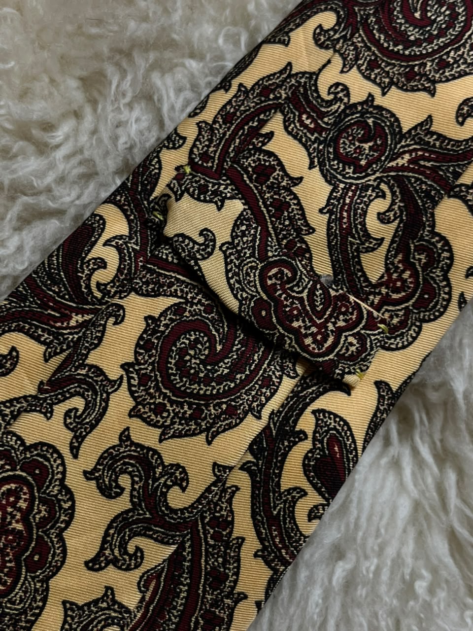 Vintage Silk Tie Mens Gold Yellow Burgundy Paisley Made in Italy Hand Made Classic