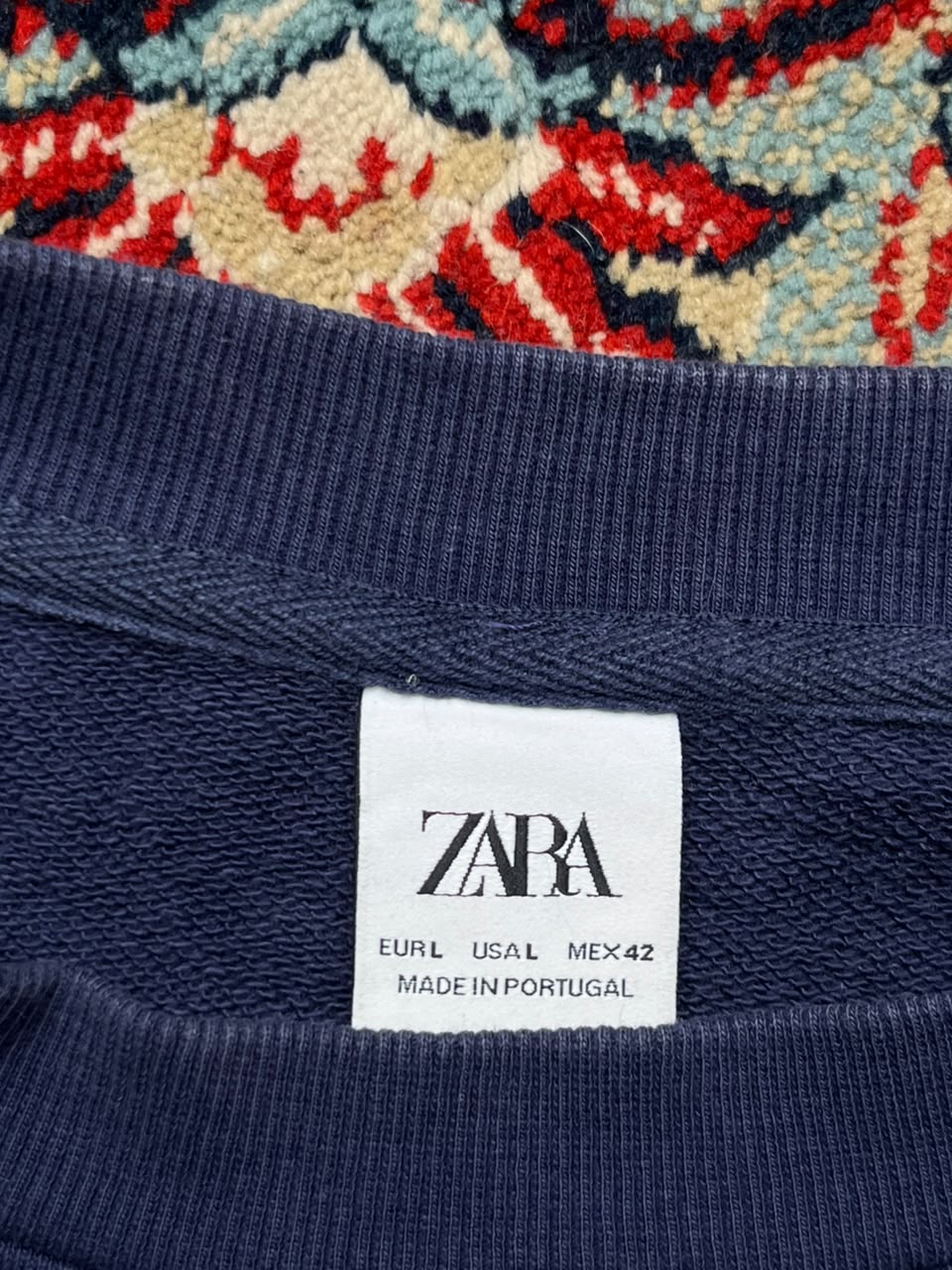 Zara Graphic Print Drop-Shoulder Crewneck Sweatshirt - L