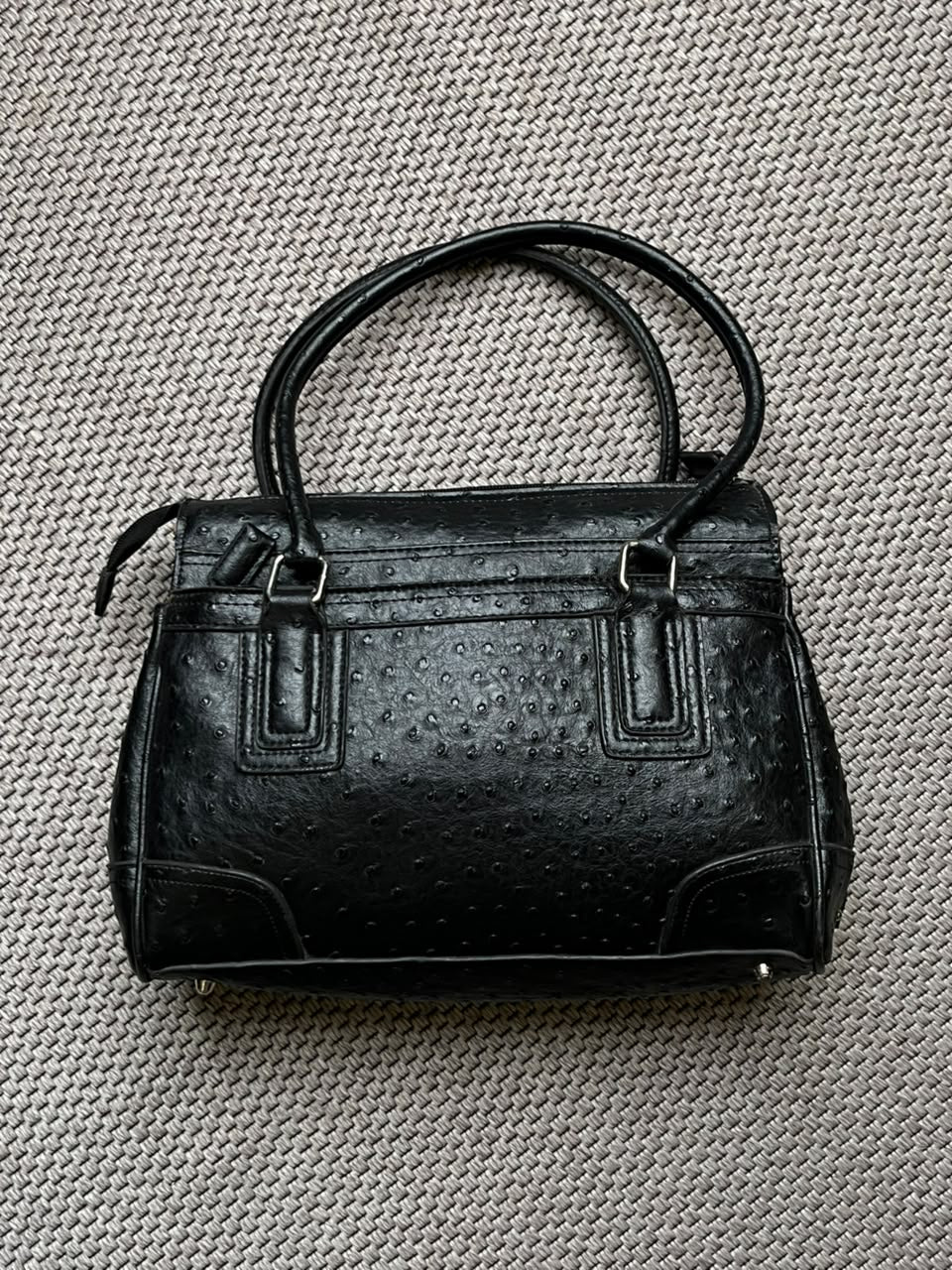 Black Ostrich Embossed Satchel Shoulder Bag Turnlock Hardware Purse Handbag