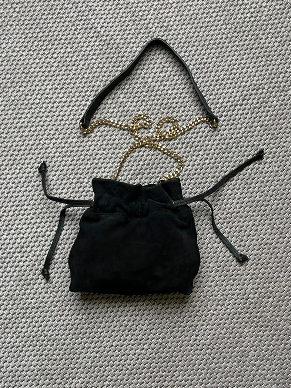 River Island Genuine Suede Bucket Crossbody Shoulder Bag Purse Chain Strap Cinch
