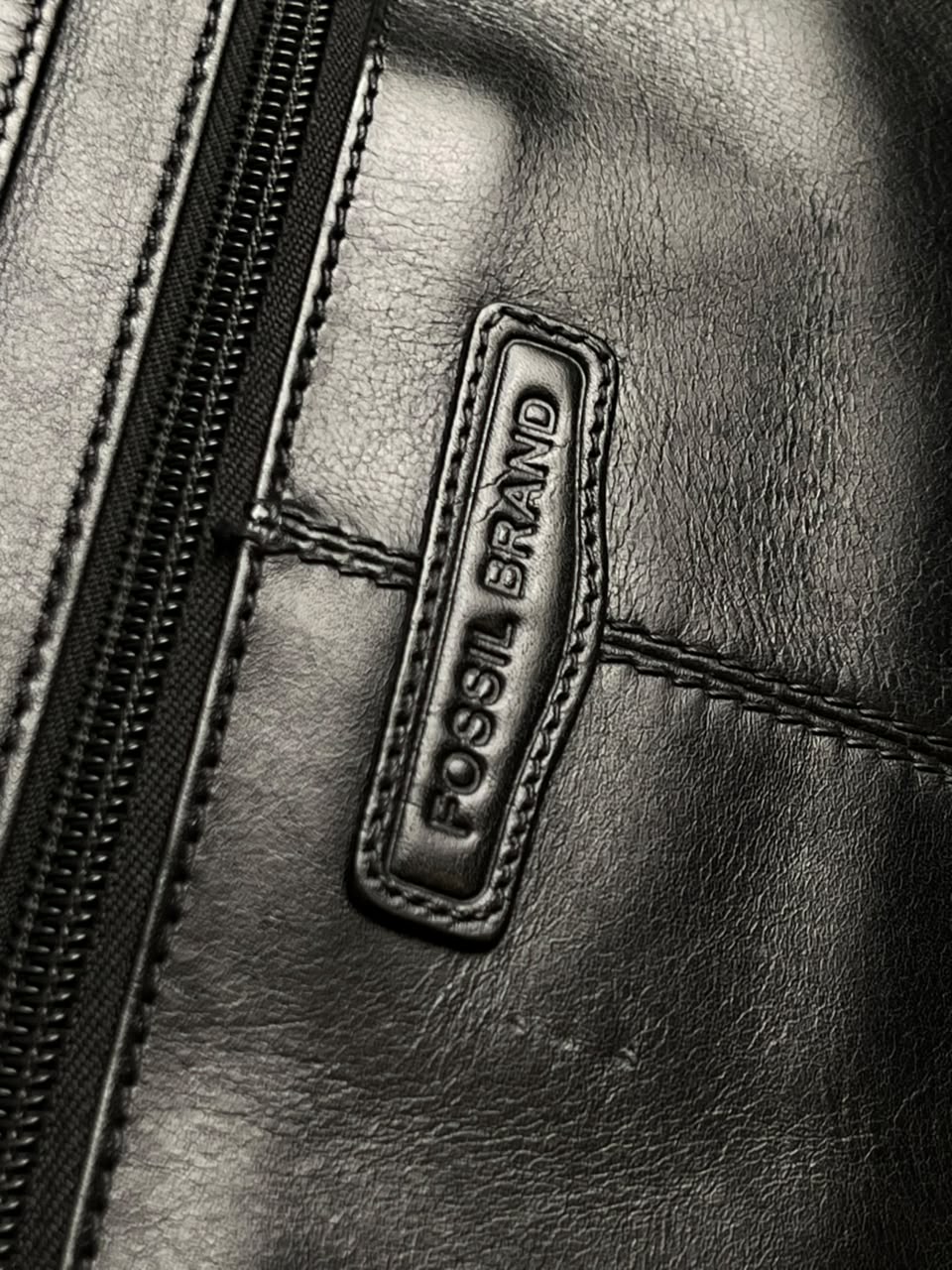 Fossil Brand Mens Black Leather Messenger Bag Laptop Crossbody Briefcase Flap