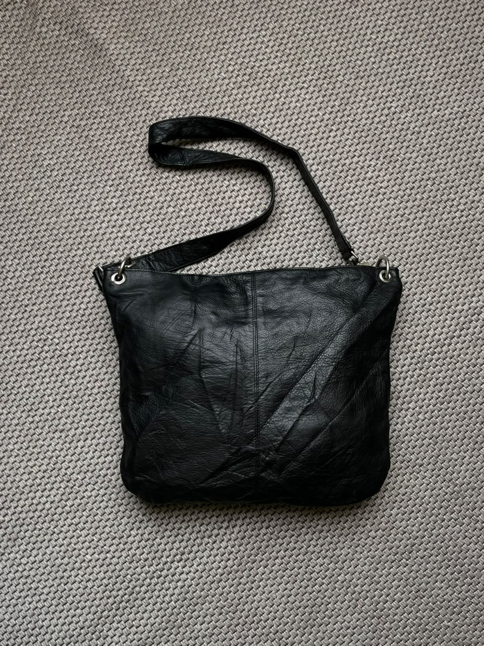 Kenneth Cole New York Black Pebbled Leather Crossbody Bag Slouchy Hobo Shoulder