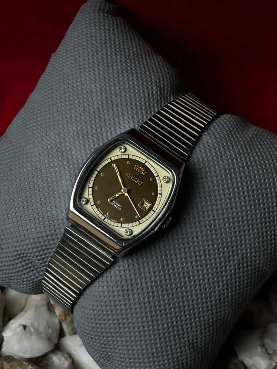 Vintage Orient Crystal 21 Jewels Brown Two-Tone Dial TV Case Watch