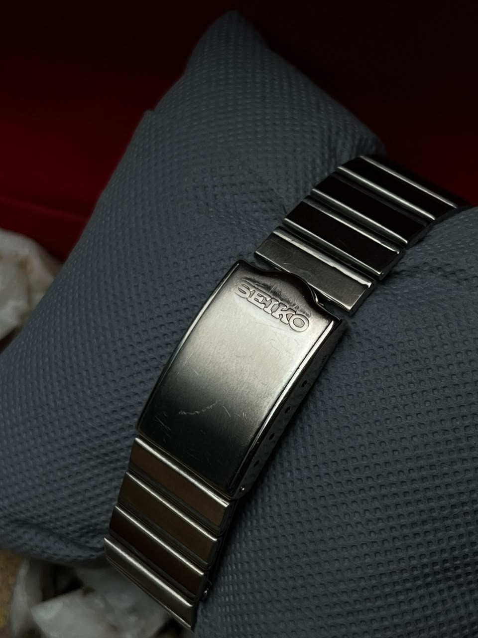 Vintage Seiko 5 4219-0050 Automatic 23 Jewels Day-Date Gold Dial Watch