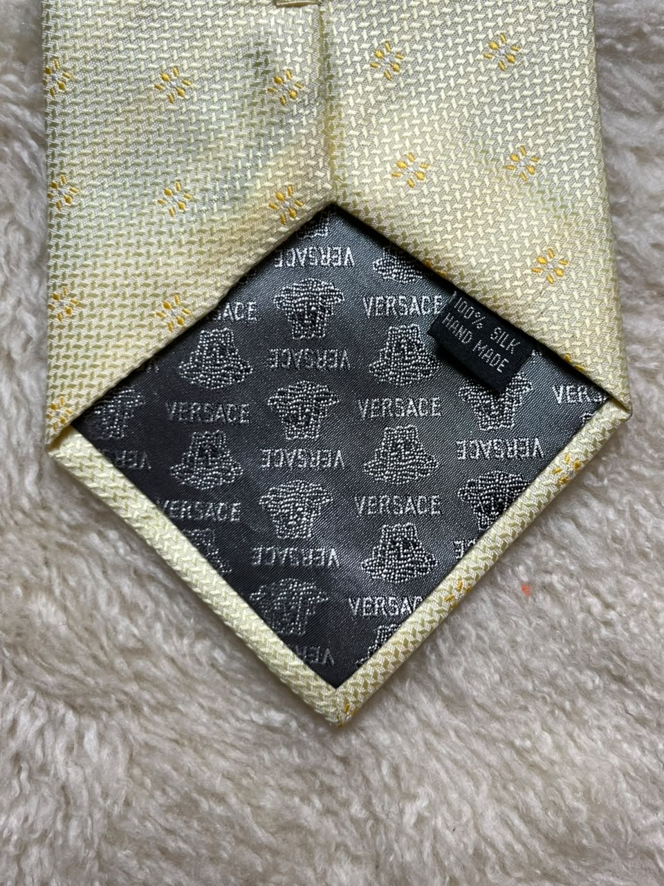 Versace Classic 100% Silk Tie Mens Light Yellow White Floral Geometric Dot Motif Italy