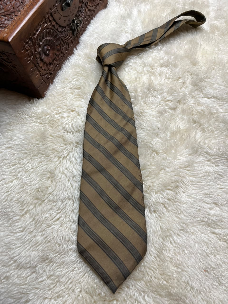 Valentino Cravatte 100% Silk Tie Mens Brown Bronze Striped Regimental Motif Italy