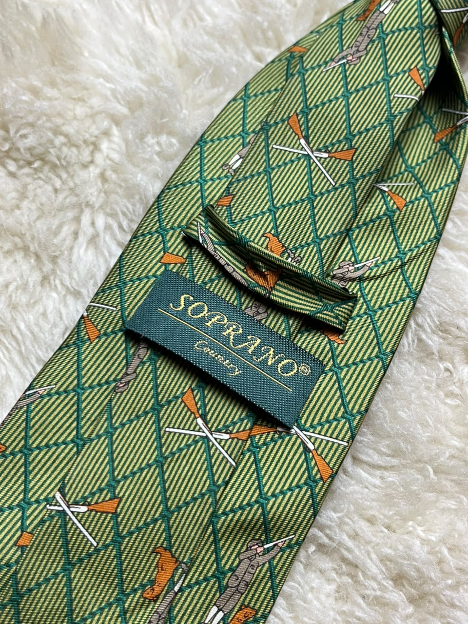 Soprano Country 100% Silk Tie Mens Green Orange Hunting Gun Dog Motif